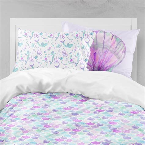 From sheets to comforters and throws, here&x27;s a guide to all the mermaid bedding twin options that are available. . Mermaid sheets twin